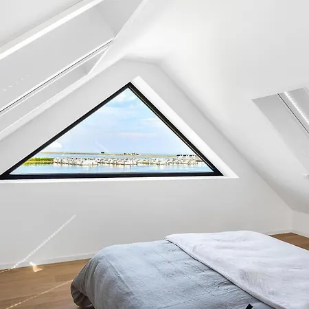Apartman Rooftop Garden Sechs *